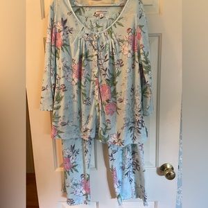 Miss Elaine Pajamas XL